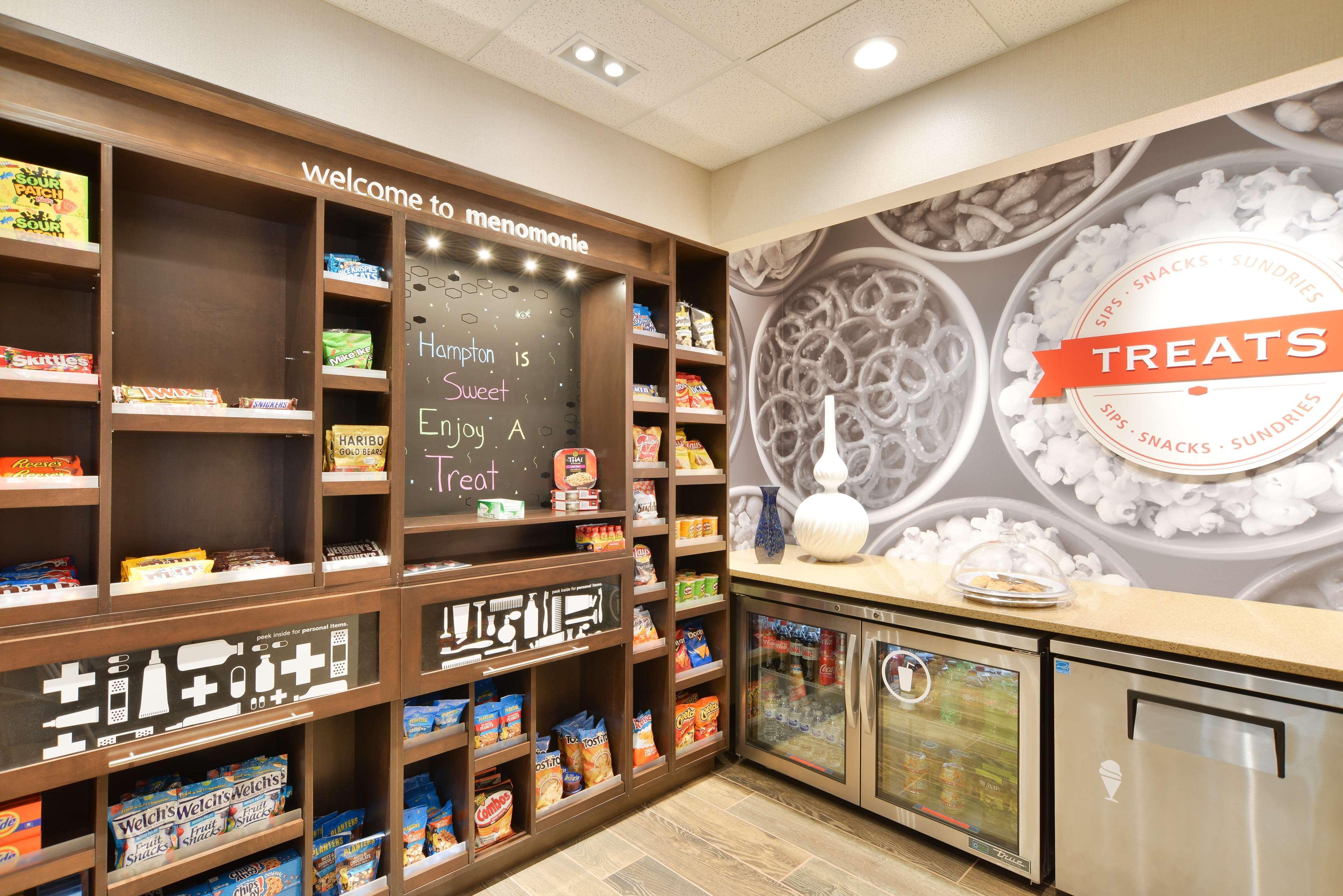 梅诺莫尼汉普顿套房酒店 外观 照片